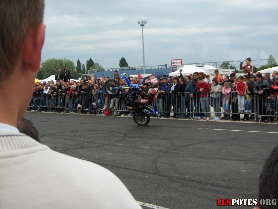 Photographie : Wheeling (supermot')
