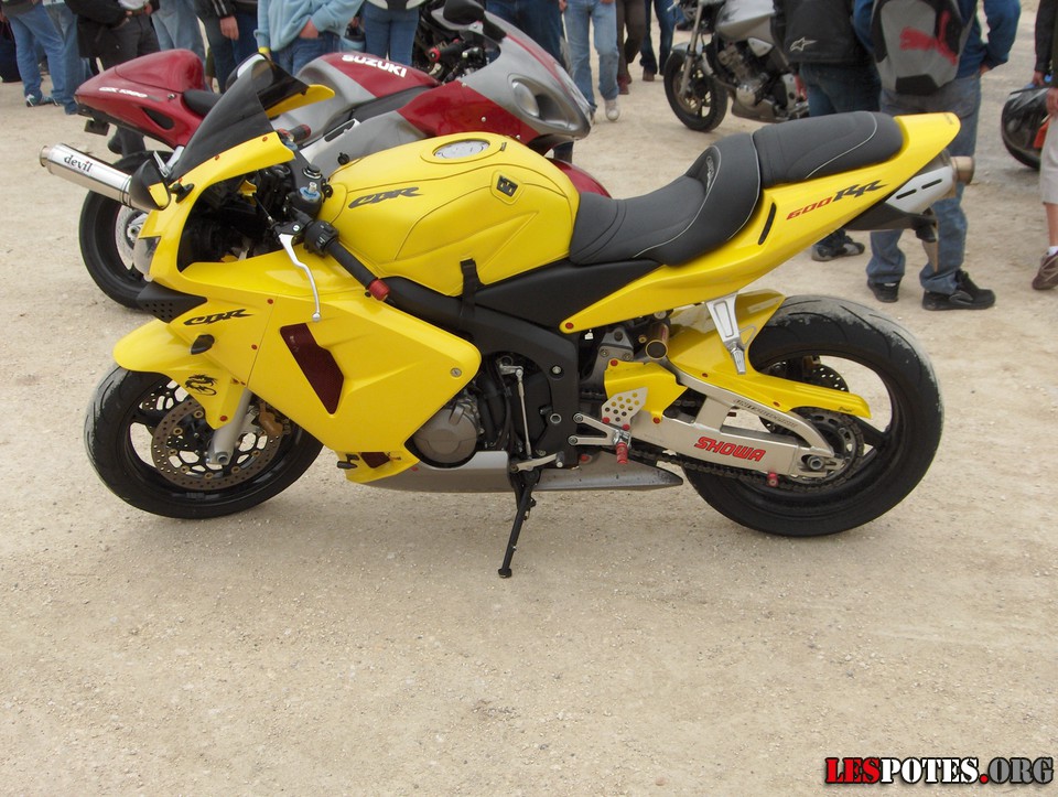 Photographie : Honda 600 CBR