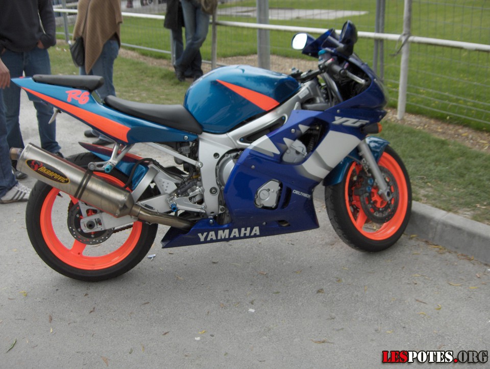 Photographie : Yamaha R6 YZF