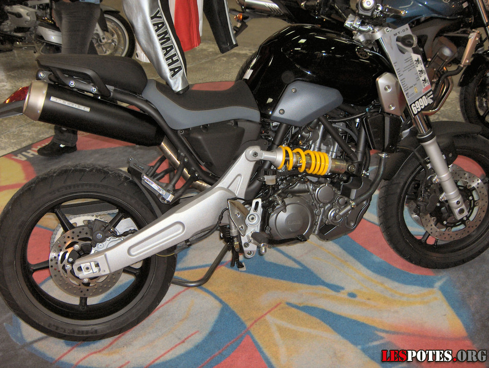 Photographie : MT-03 YAMAHA