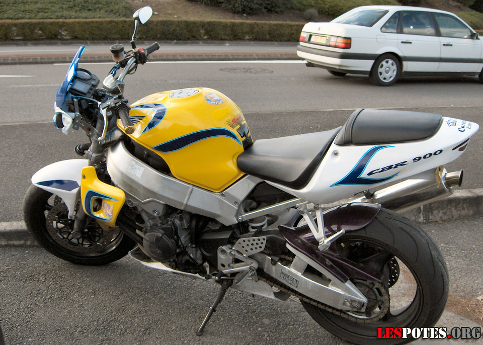 Photographie : 900 CBR Street