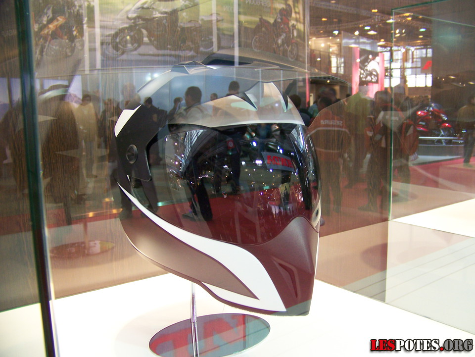 Photographie : Casque BMW Enduro