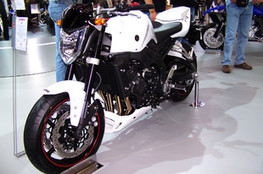 Yamaha FZ1