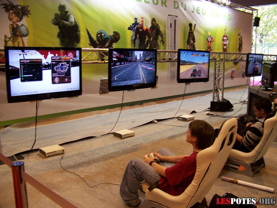 Photographie : Stand Consoles Xbox 360