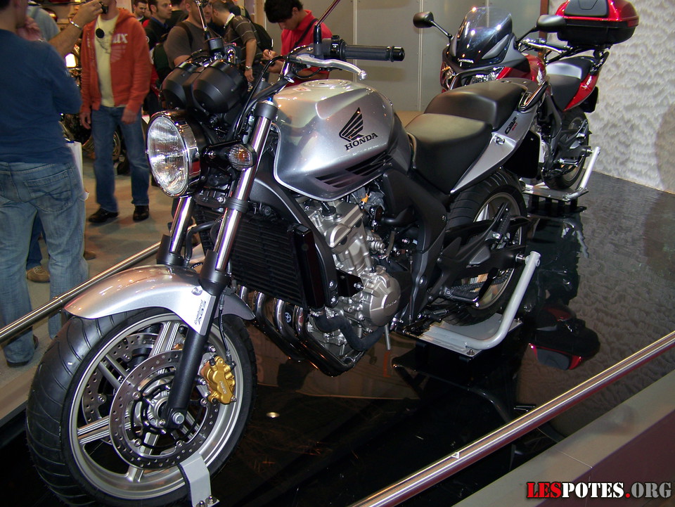 Photographie : Honda 600 CBF
