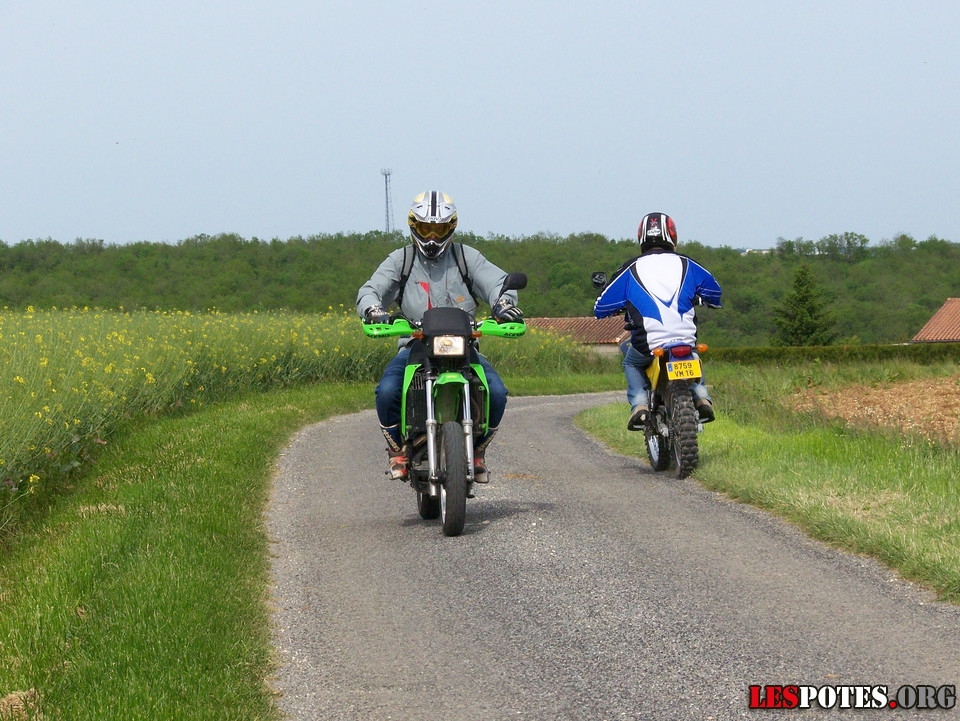 Photographie : Echange de moto