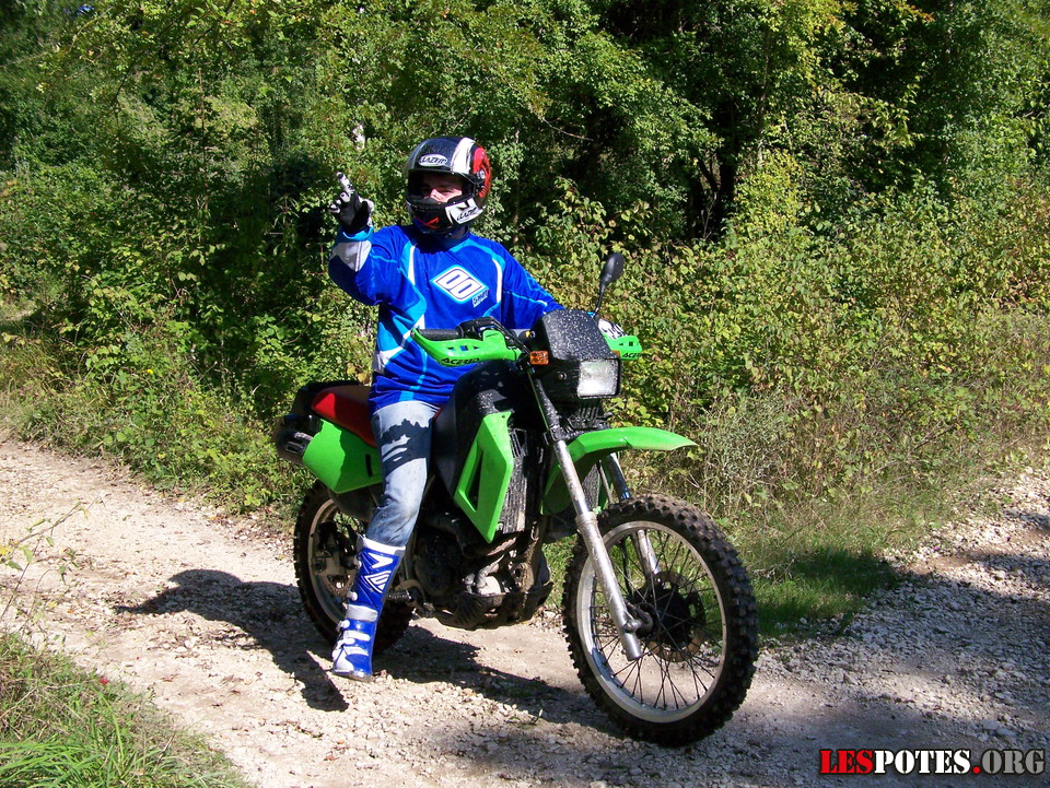 Photographie : 650 KLR dans la boue