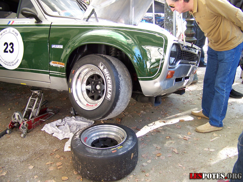 Photographie : Vue de pneus Slicks