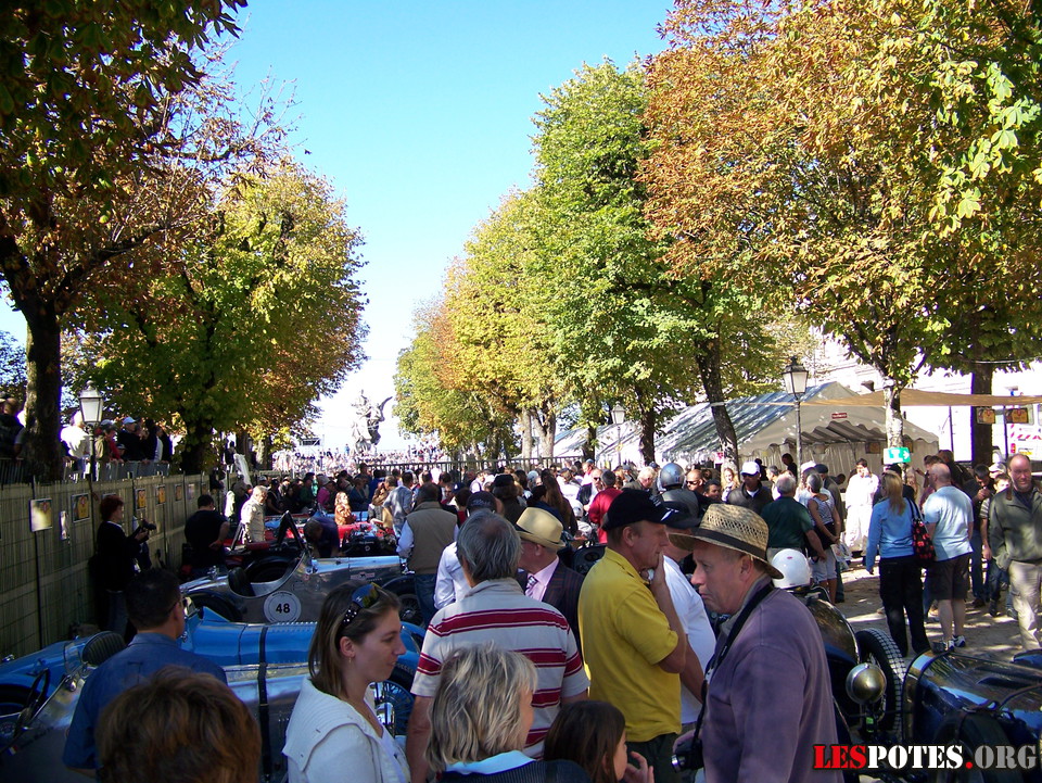 Photographie : De la foule dans les STANDS