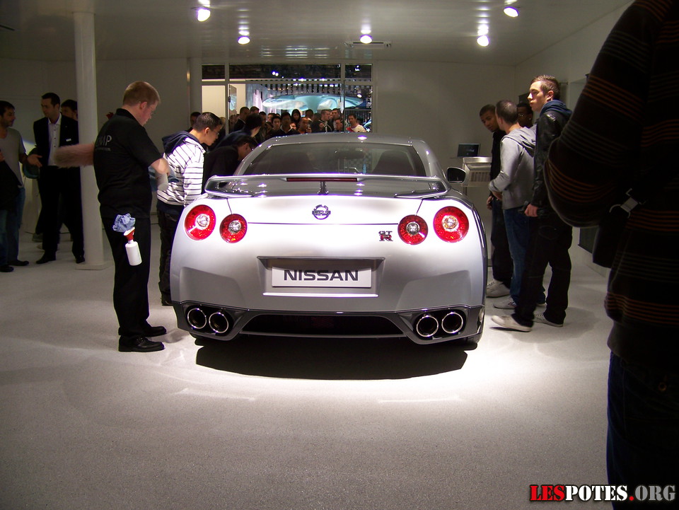 Photographie : Nissan GTR arriere