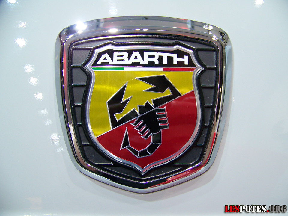 Photographie : Fiat 500 Abarth logo