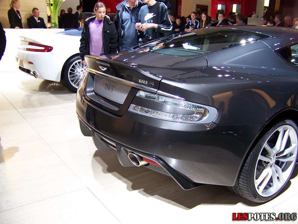 Photographie : Aston Martin DBS arriere