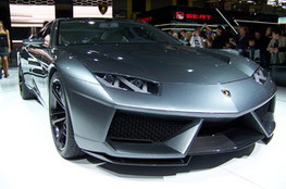Lamborghini Estoque avant