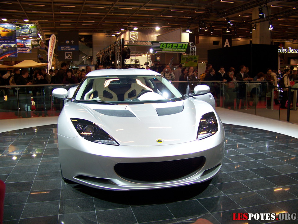 Photographie : Lotus Evora face