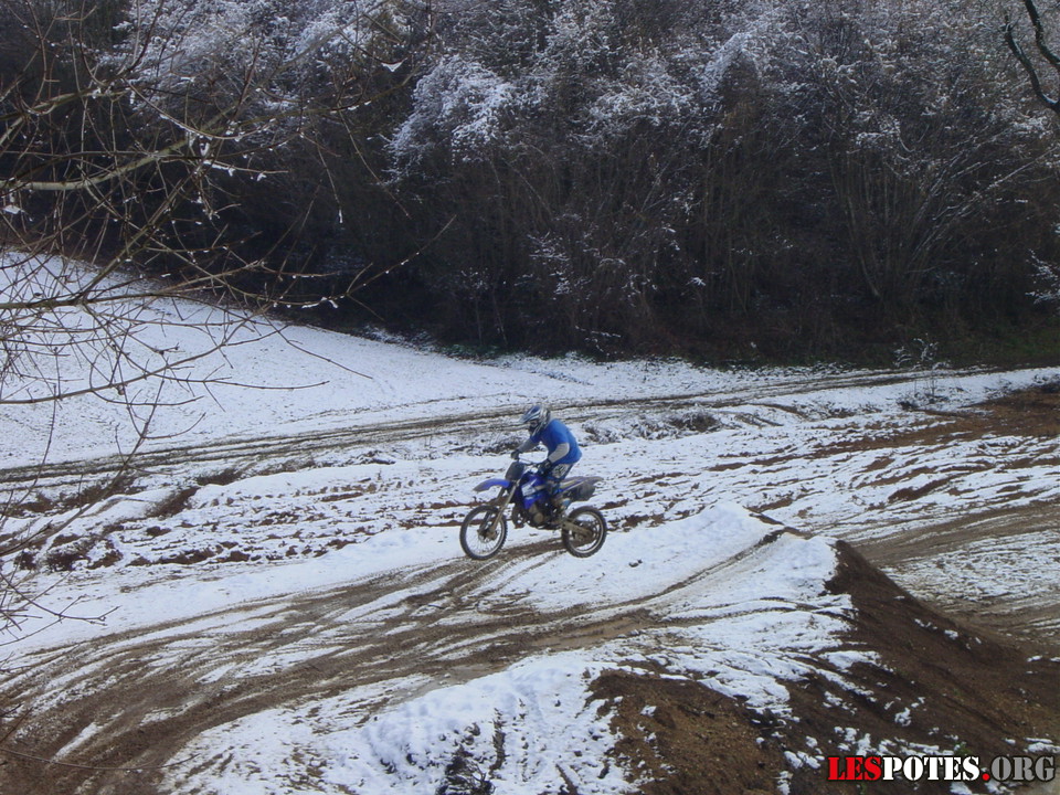 Photographie : Quentin 125 YZ (saut)
