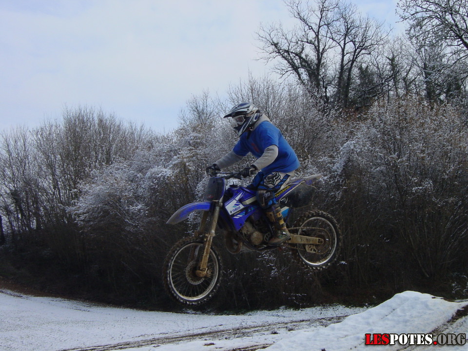 Photographie : Quentin 125 YZ (saut 5)