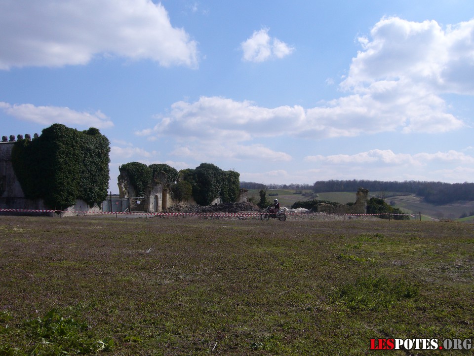 Photographie : en haut de la colline