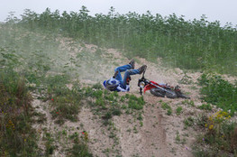 Chute avec la 125 XLS - Alex