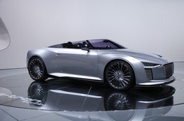 Audi e-tron spyder
