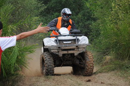 Mont&eacute;e impossible en quad