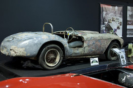 Ferrari à restaurer