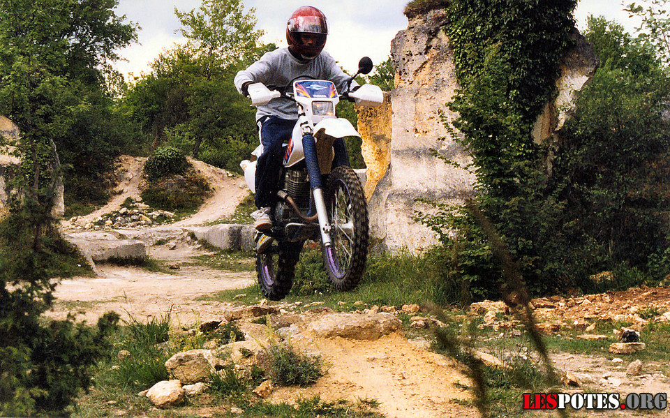 Photographie : Arnaud saut 2 (250 TTR)