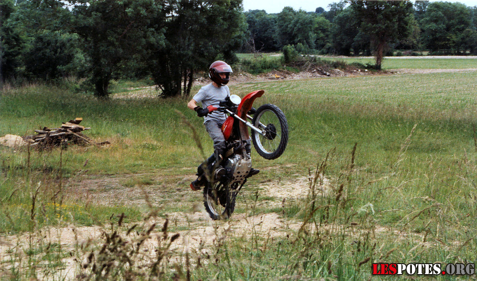 Photographie : Arnaud wheeling (terrible !)