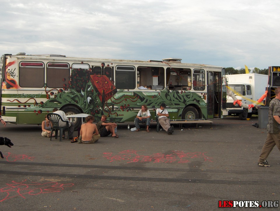 Photographie : Bus peint