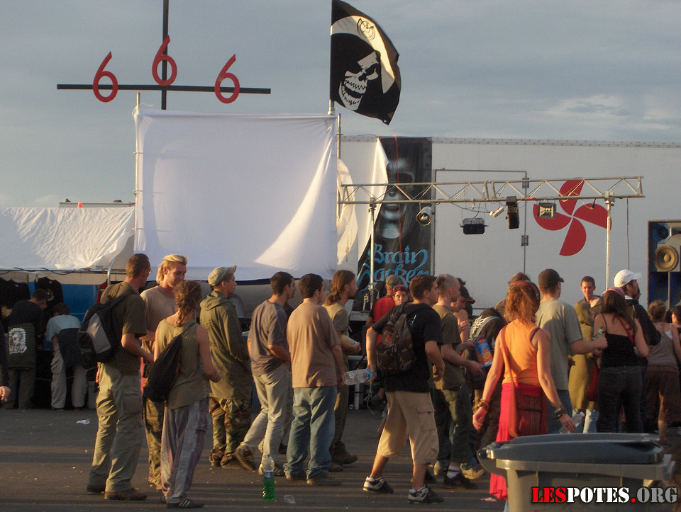Photographie : 6 6 6 (Vue 8)