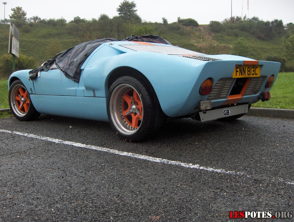 Photographie : FORD GT 40 (bleue)
