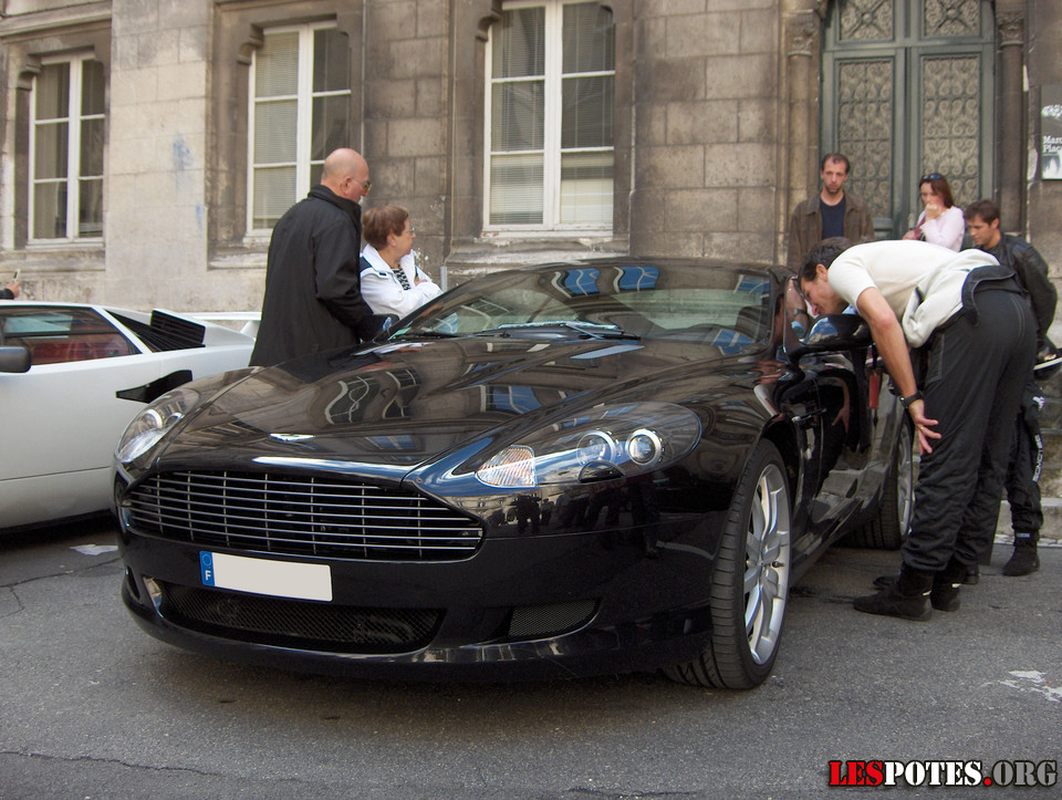 Photographie : Aston Martin Vanquish 1