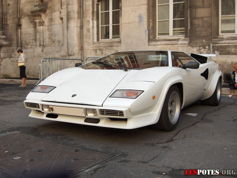 Photographie : LAMBORGHINI COUNTACH