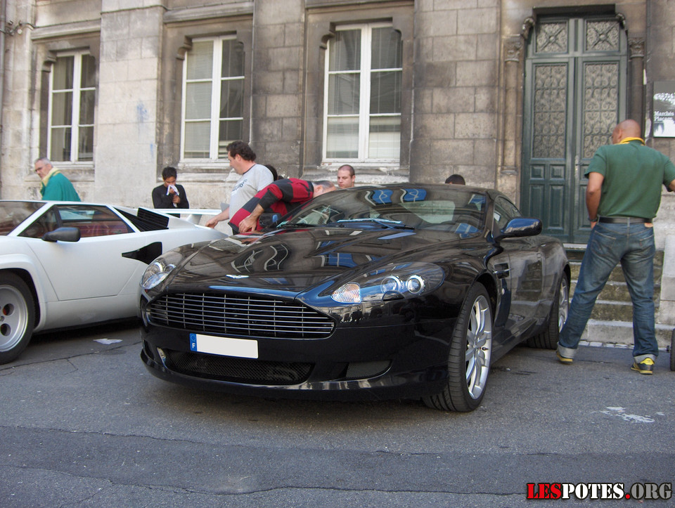 Photographie : Aston Martin Vanquish 3