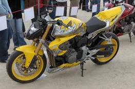 Hornet (jaune)