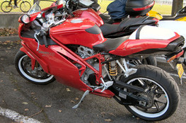 DUCATI 999