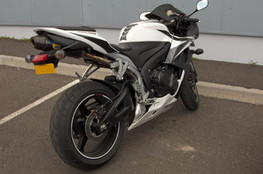 600 CBR RR (N&B)