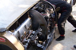 Un moteur de Bugatti
