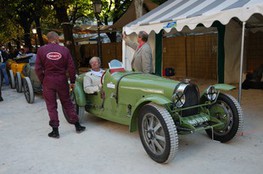 Stands Bugatti