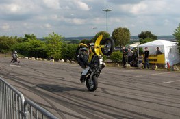 Supermot' (wheeling)