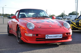 Parking Porsche Carrera