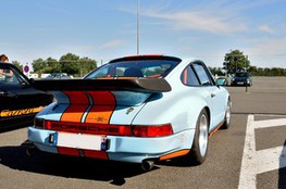 Parking Porsche Gulf