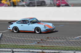 Ligne droite Porsche Gulf