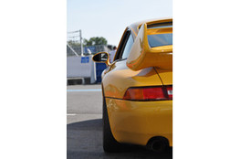 Paddock Porsche 911 GT3 jaune