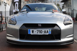 Nissan GTR face