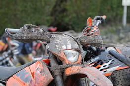 paddock &agrave; midi