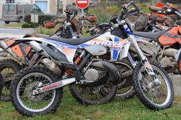 paddock midi KTM lav&eacute;e