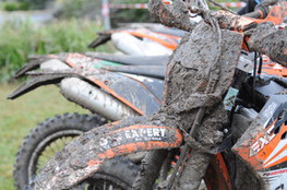 paddock &agrave; midi