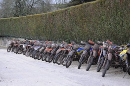 paddock &agrave; midi