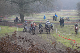 sp&eacute;ciale 2, attente