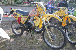 Parc moto : 483 et 417